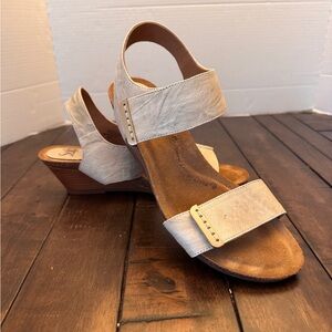 Sofft Verdi Wedge Adjustable Straps Stone Taupe Sandals Women's Size 10